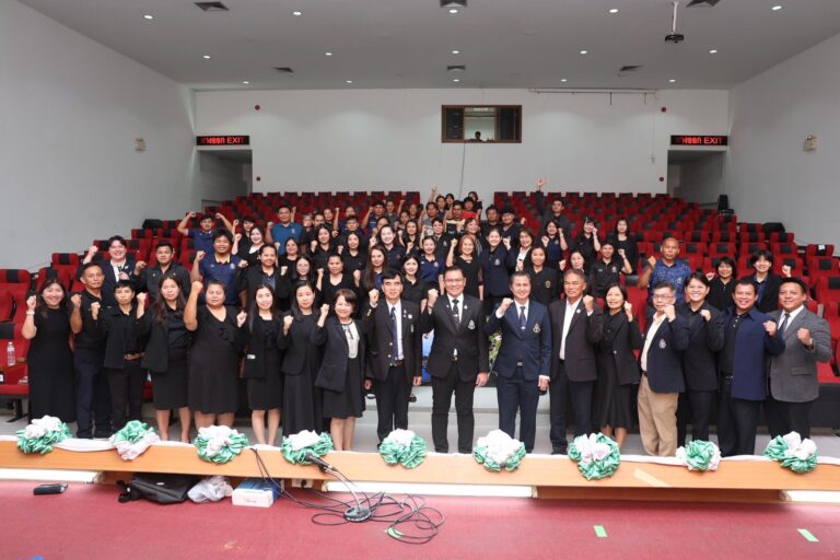 อธิการบดีวีรศักดิ์ เข้าตรวจเยี่ยมและมอบนโยบาย พร้อมรับฟังปัญหาและข้อเสนอแนะจากบุคลากรมหาวิทยาลัยการกีฬาแห่งชาติ วิทยาเขตเพชรบูรณ์